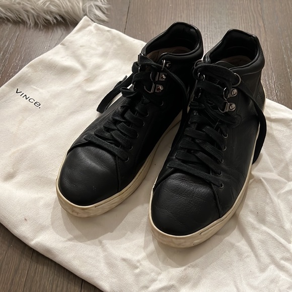 Vince good condition - Picture 3 of 3